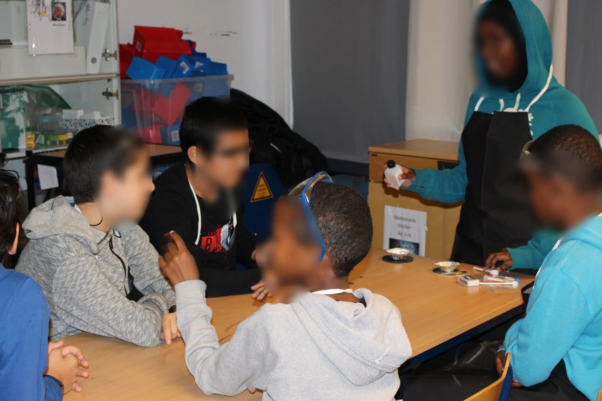 Kemins Dag - Periodiska systemet - Bild 7